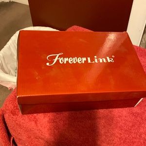 Forever link black pointy toe ankle strap, leather shoes, size 10